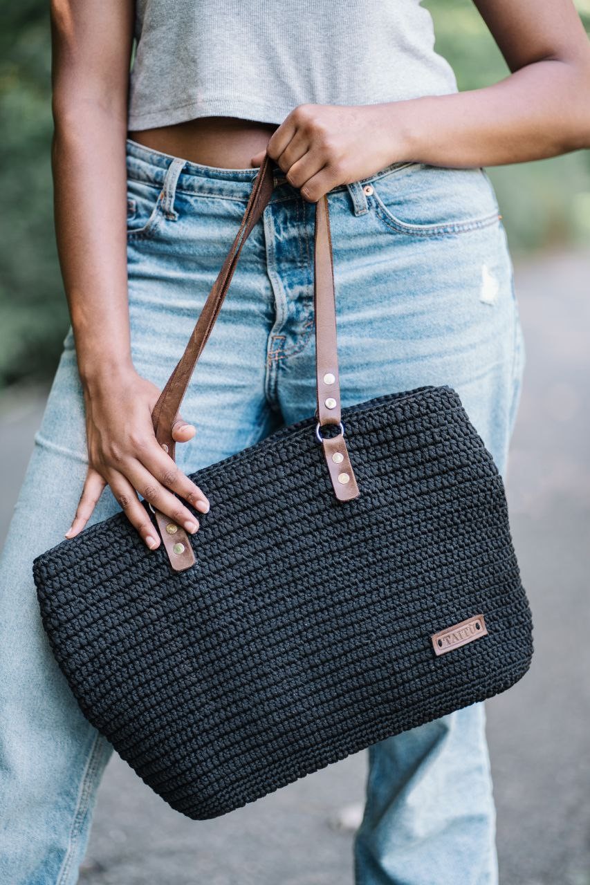 Cherry shoulder bag